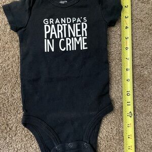 3-6m grandpa’s partner in crime one peice onesie